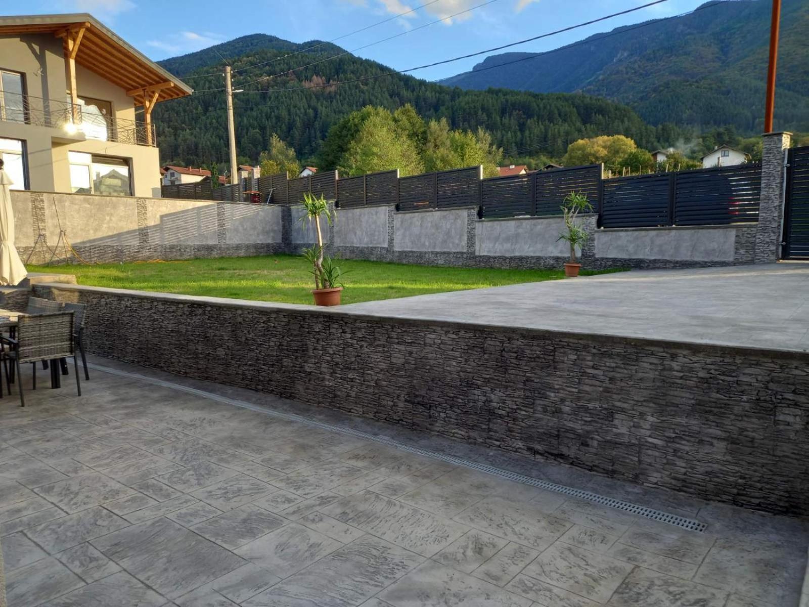 Къщи За Гости "Алитея" Sapareva Bania Exterior foto
