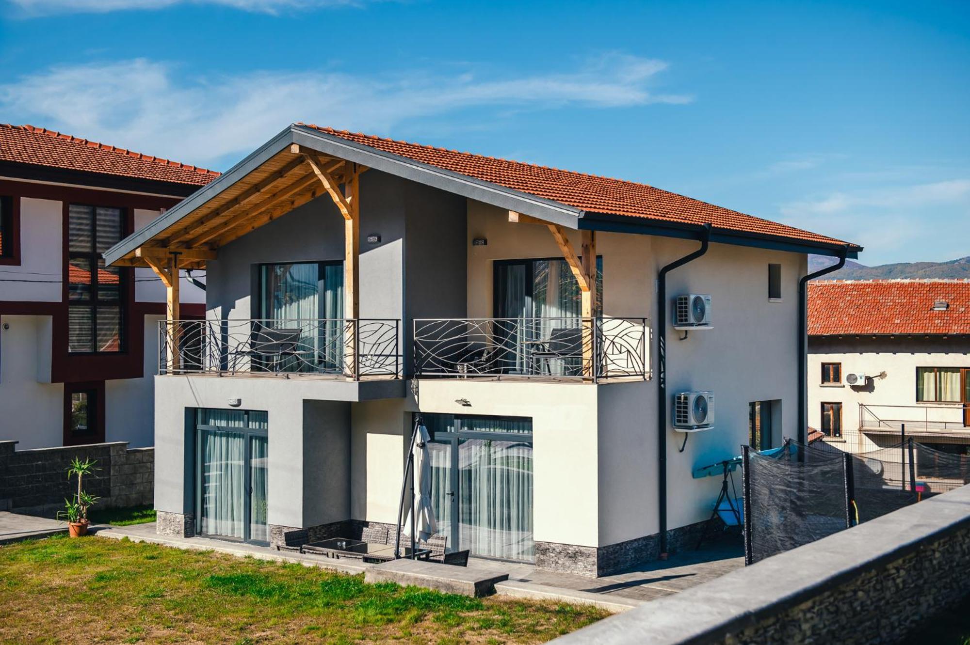 Къщи За Гости "Алитея" Sapareva Bania Exterior foto